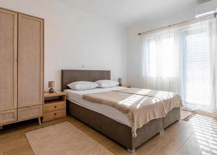 Ferienhaus Beautiful In With Wifi Opuzen (Dubrovnik-Neretva)