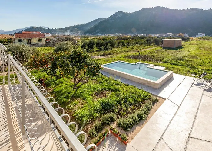 Ferienhaus Beautiful In With Wifi *