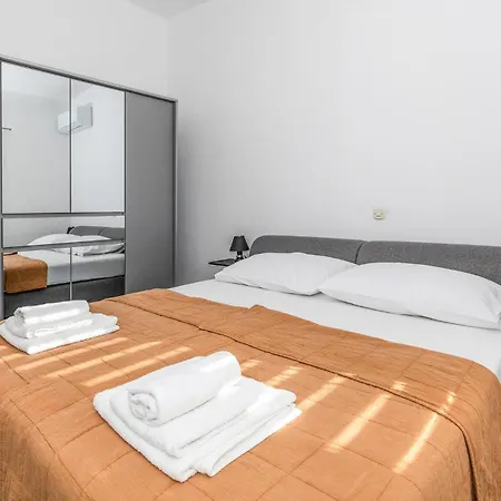 Gorgeous In With Heated Swimming Pool Holiday home Opuzen (Dubrovnik-Neretva)