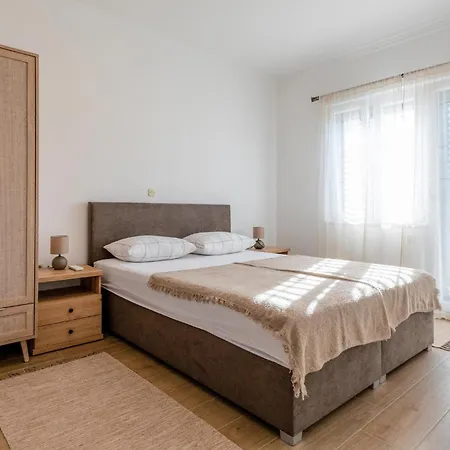 בית נופש Beautiful In With Wifi Opuzen (Dubrovnik-Neretva)