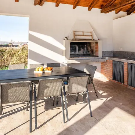 בית נופש Beautiful In With Wifi *