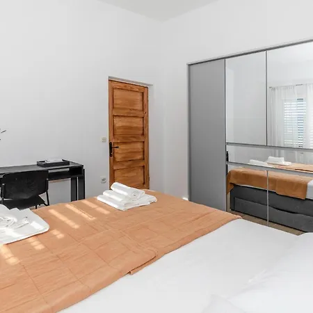 Beautiful In With Wifi בית נופש