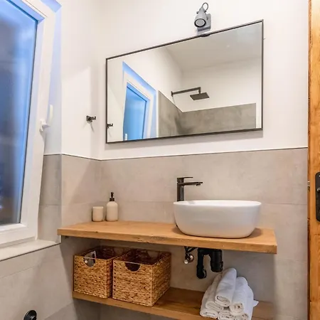 Beautiful In With Wifi 度假居 *