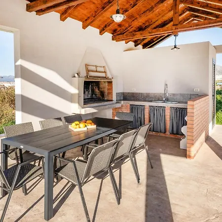 Gorgeous Home In Opuzen *